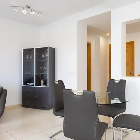 Vakantiehuis Adosado Con Piscina Privada, Terrazas - 2 Y Aire Acondicionado - Casa Peters *