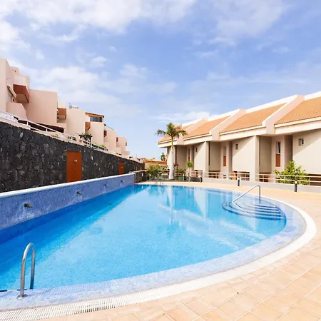 Adosado Con Piscina Privada, Terrazas - 2 Y Aire Acondicionado - Casa Peters Vakantiehuis