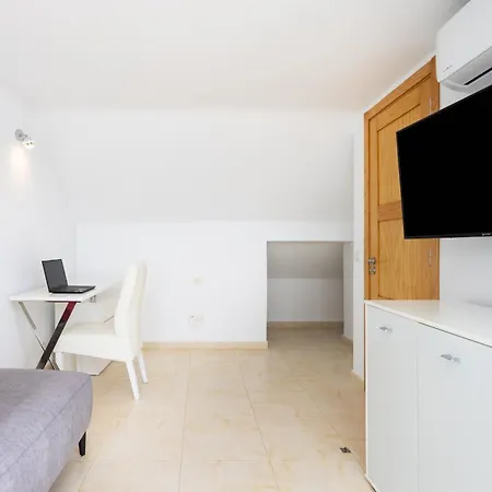 Adosado Con Piscina Privada, Terrazas - 2 Y Aire Acondicionado - Casa Peters