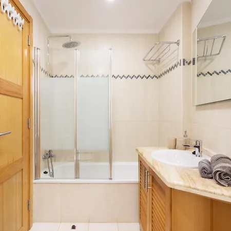 Adosado Con Piscina Privada, Terrazas - 2 Y Aire Acondicionado - Casa Peters *